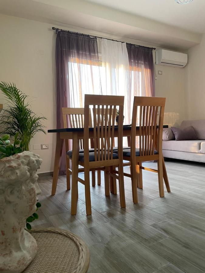 Lotus Apartments Vlore Exterior photo