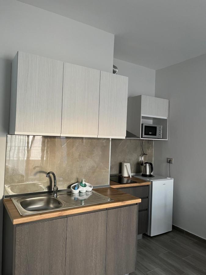 Lotus Apartments Vlore Exterior photo